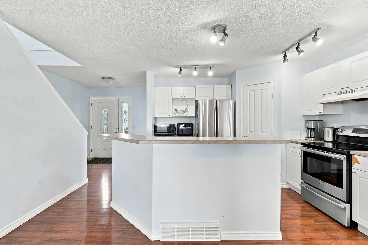 92 Arbour Meadows Close Northwest, Calgary – Residential Detached Listing Photo 7