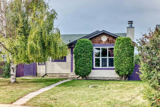 35 Cowan Close , Red Deer