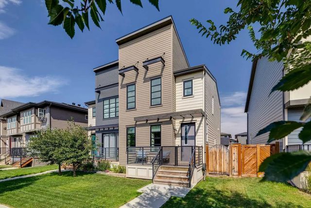 1301 Walden Drive Se, Calgary