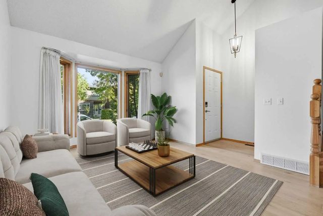 463 23 Avenue Nw, Calgary
