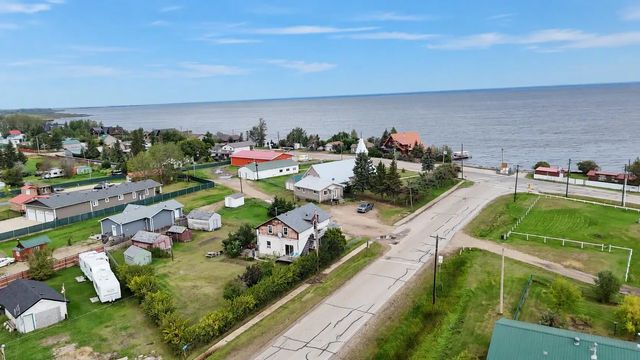 18 Lakeview Drive  , Joussard