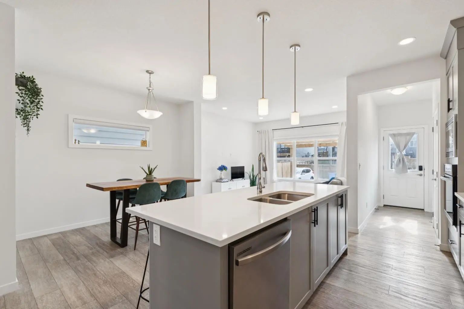 79 Masters Road Se Calgary Alberta T3M 3A1 Mahogany Home For Sale