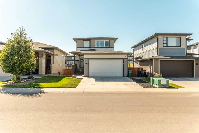 917 Atlantic Cove W, Lethbridge