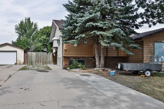 49 Meadowlark Boulevard N, Lethbridge