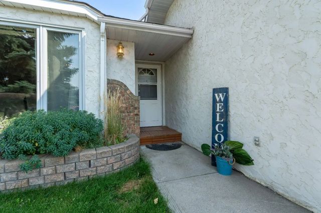 906 7 Street Se, High River