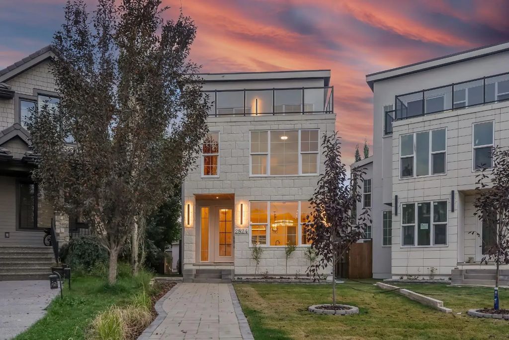 2824 31 Street Sw, Calgary