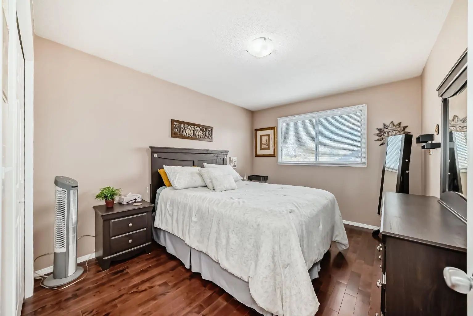8432 Berkley Road Northwest, Calgary – Residential Semi Detached (Half Duplex) Listing Photo 18
