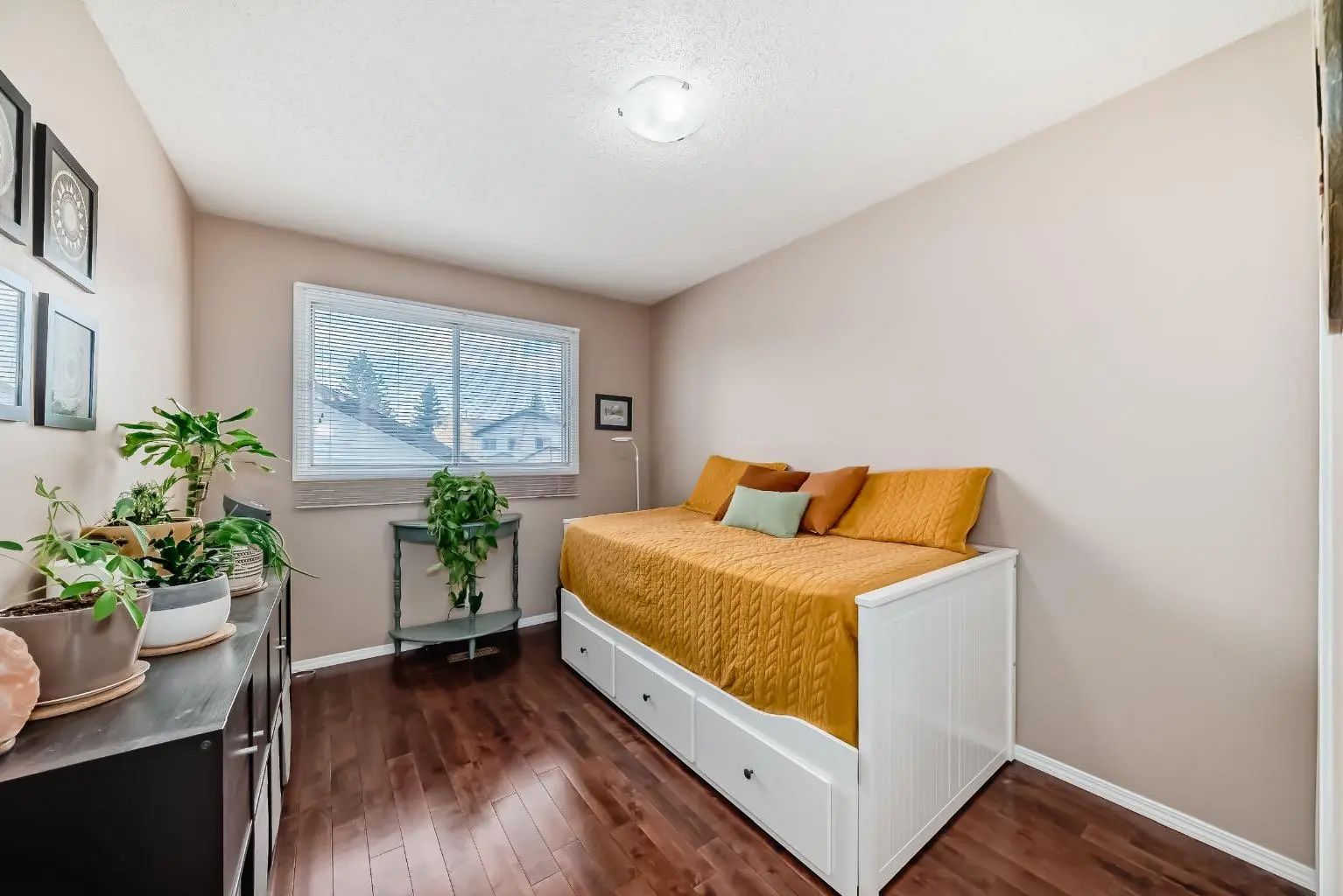 8432 Berkley Road Northwest, Calgary – Residential Semi Detached (Half Duplex) Listing Photo 21