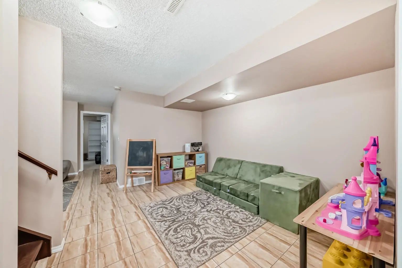 8432 Berkley Road Northwest, Calgary – Residential Semi Detached (Half Duplex) Listing Photo 25