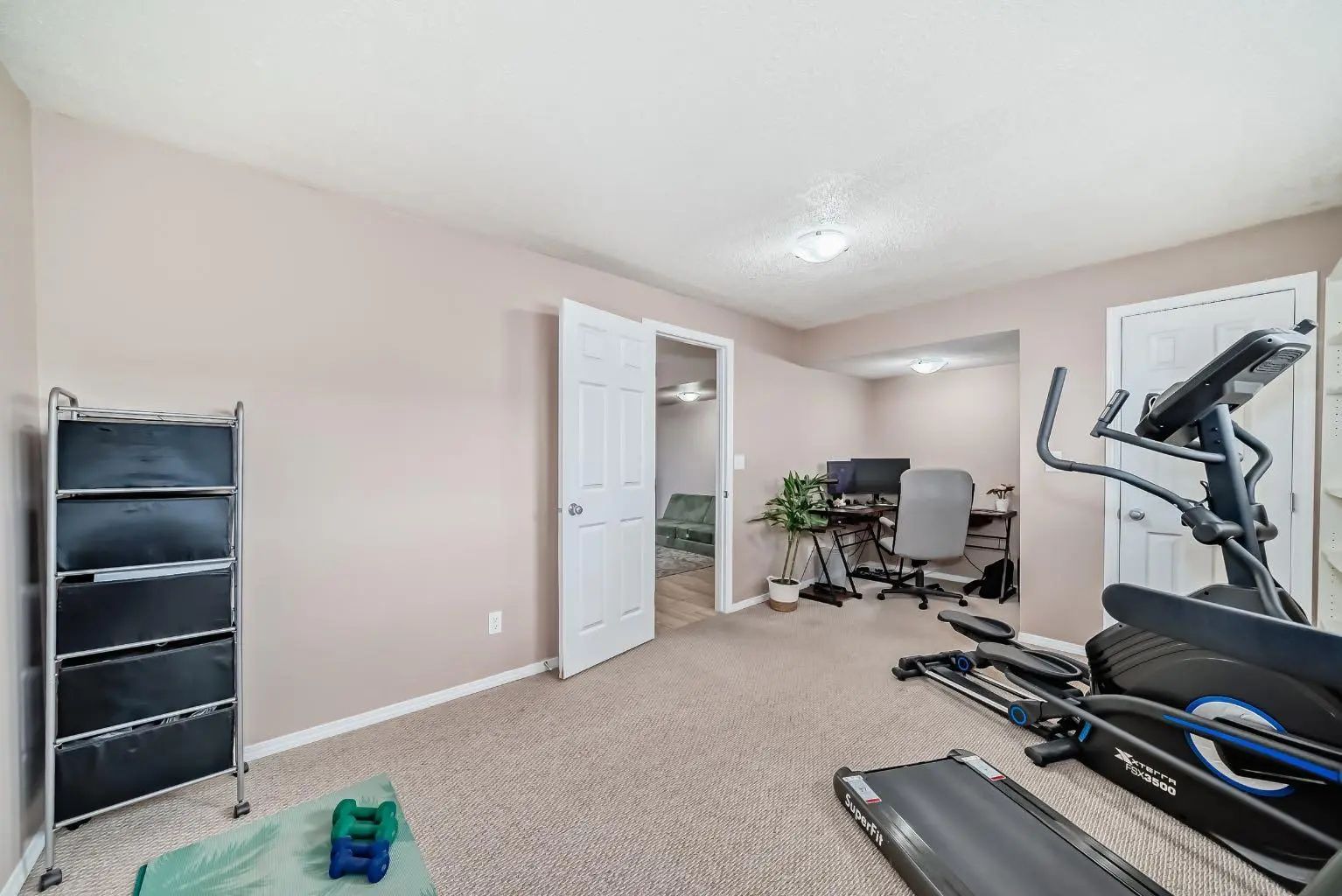 8432 Berkley Road Northwest, Calgary – Residential Semi Detached (Half Duplex) Listing Photo 33
