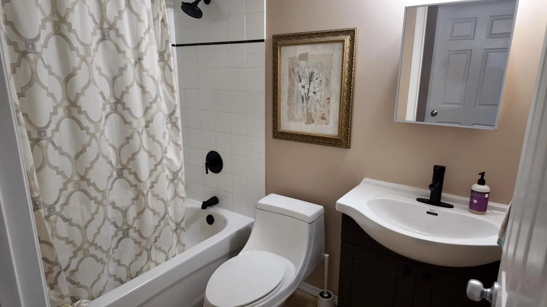 8432 Berkley Road Northwest, Calgary – Residential Semi Detached (Half Duplex) Listing Photo 38