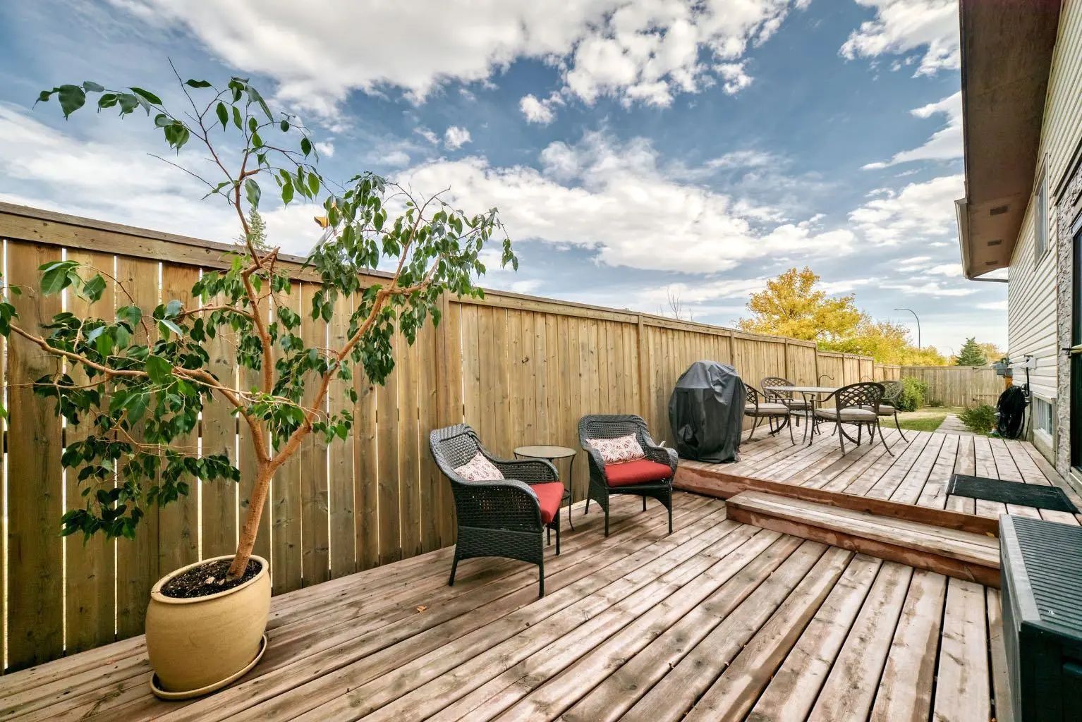8432 Berkley Road Northwest, Calgary – Residential Semi Detached (Half Duplex) Listing Photo 40