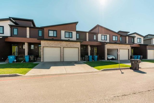 3 462 Highlands Boulevard W, Lethbridge