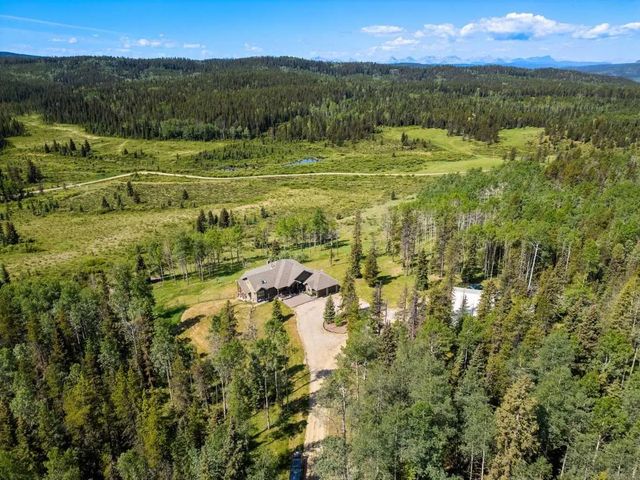 61080 Larsen Pasture Road , Rural Bighorn No. 8, M.D. of