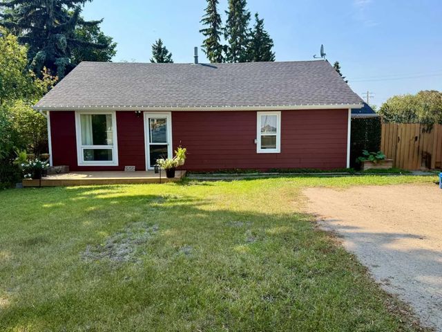 505 6 Avenue , Wainwright