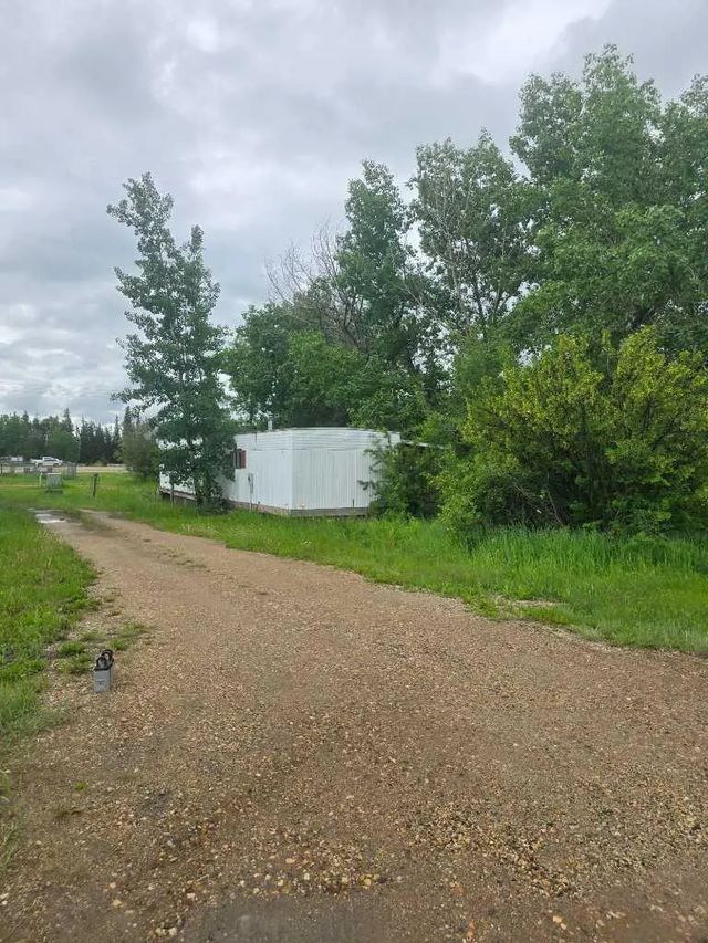 303 72133 11 Range , DeBolt