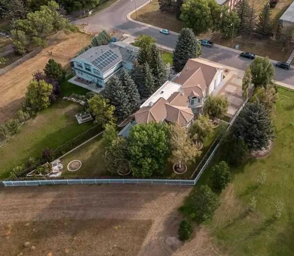 1606 Scenic Heights  S, Lethbridge