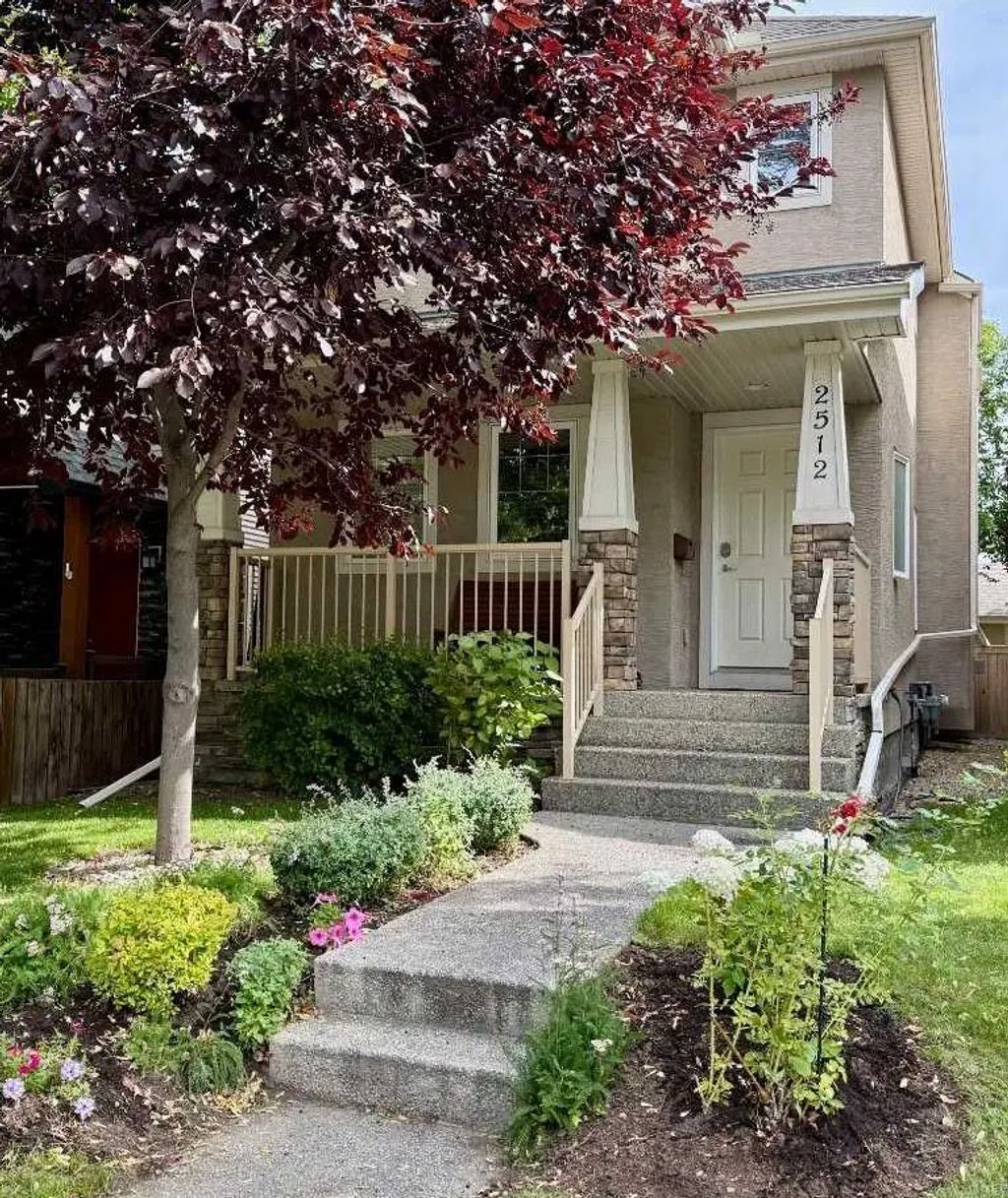 2512 17a Street Nw, Calgary