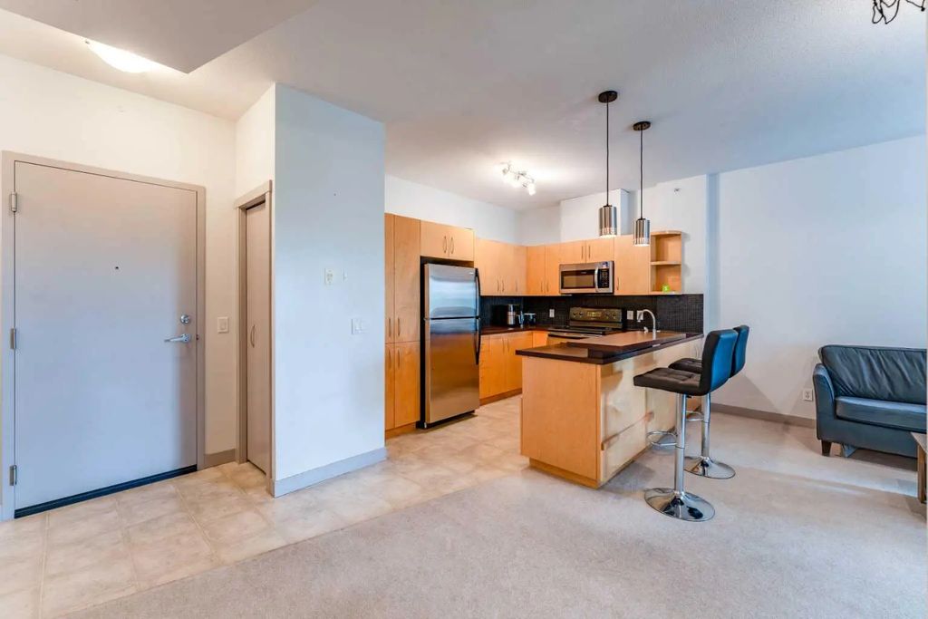314 69 Springborough Court Sw, Calgary