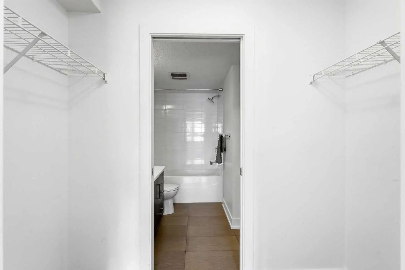 203 611 Edmonton Trail Northeast, Calgary – Residential Apartment Listing Photo 18