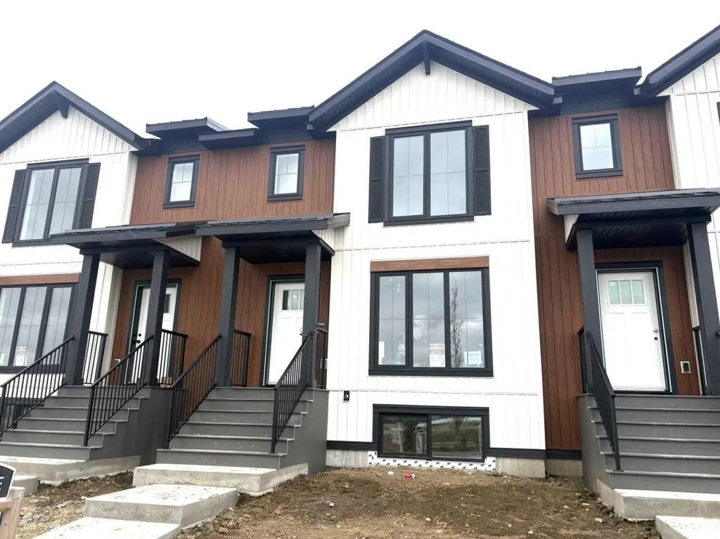 38 Station Drive , Sylvan Lake