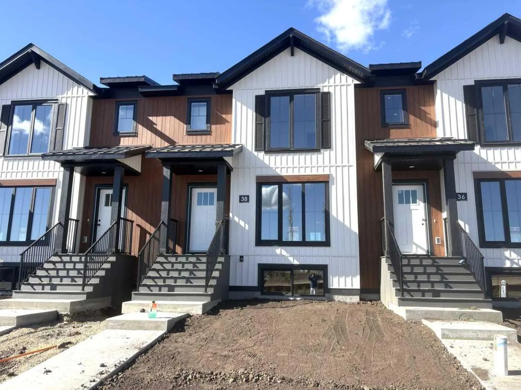 38 Station Drive , Sylvan Lake