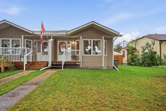 2 5211 50 Avenue , Ponoka