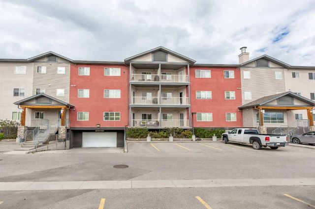 309 109 Seabolt Drive , Hinton