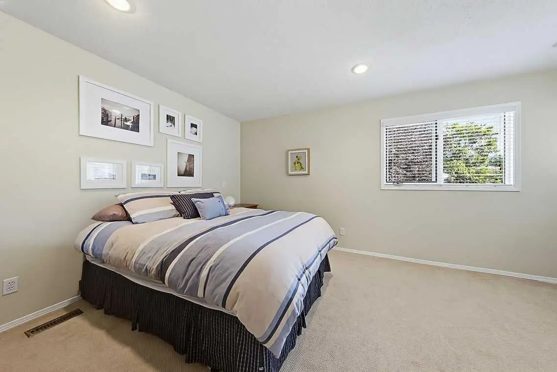 532 54 Avenue Sw Calgary Alberta T2V 0C7 Windsor Park Home For Sale