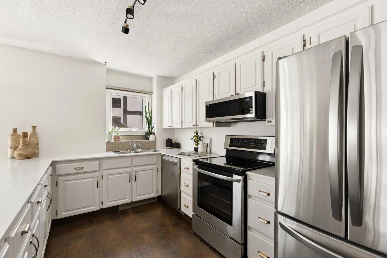 840 540 14 Avenue Sw Calgary Alberta T2R 0M6 Beltline Home For Sale