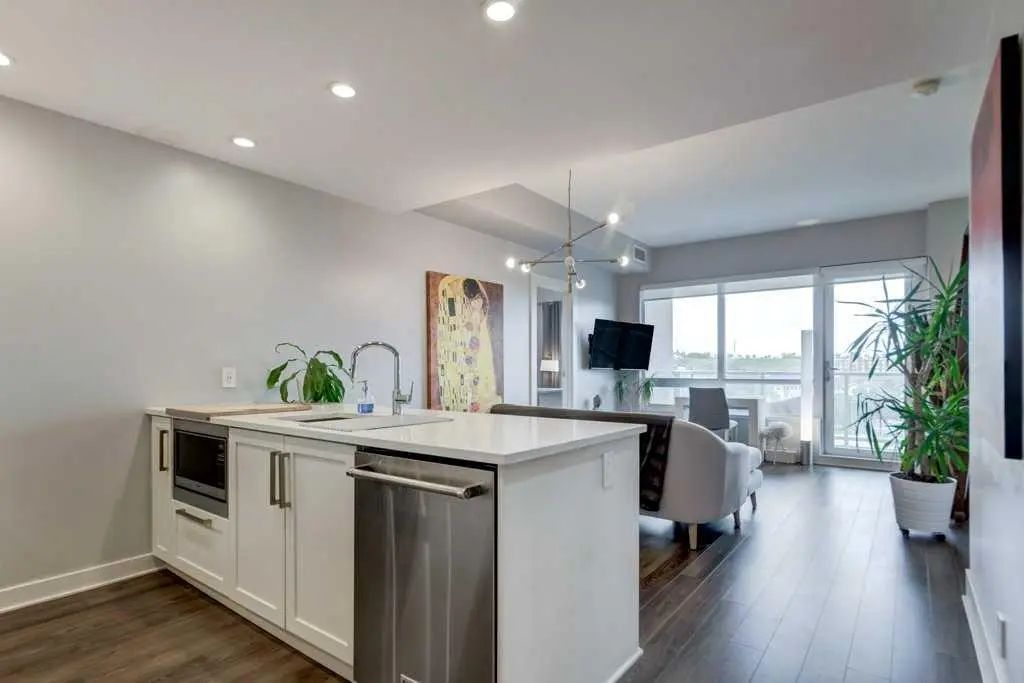 717 46 9 Street Northeast, Calgary – Residential Apartment Listing Photo 3