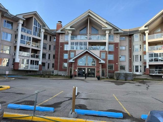 327 4805 45 Street , Red Deer