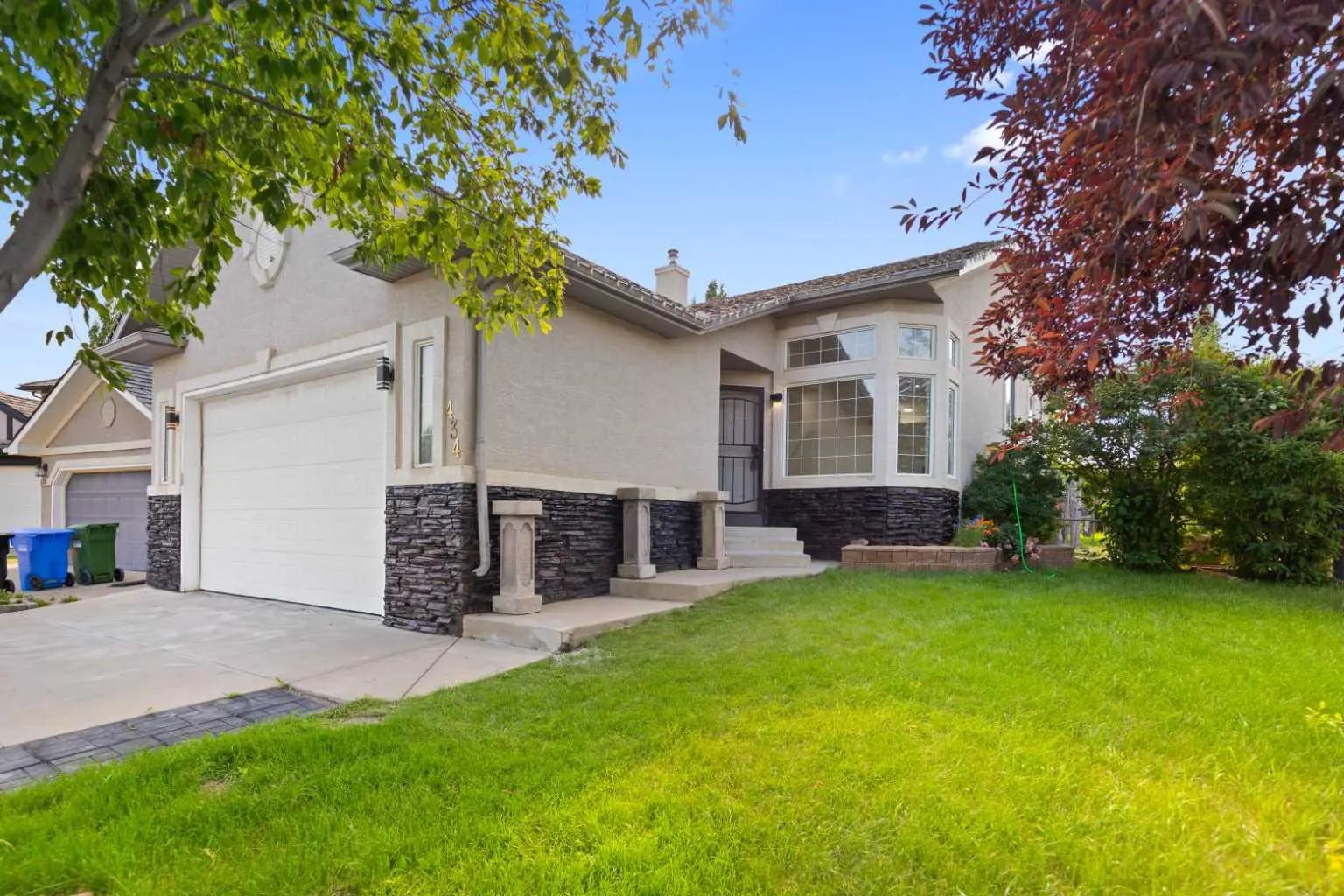 434 Harvest Grove Place Northeast, Calgary – Residential Detached Listing Photo 2