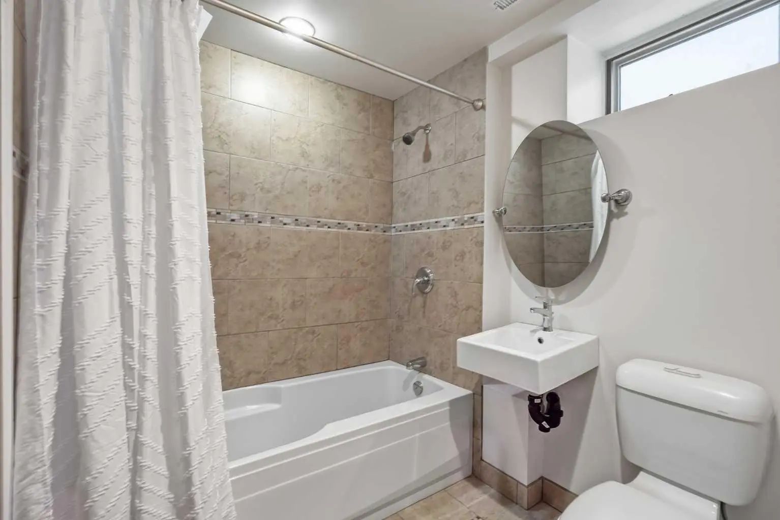 1801 2 Street Nw Calgary Alberta T2M 2W5 Mount Pleasant Home For Sale