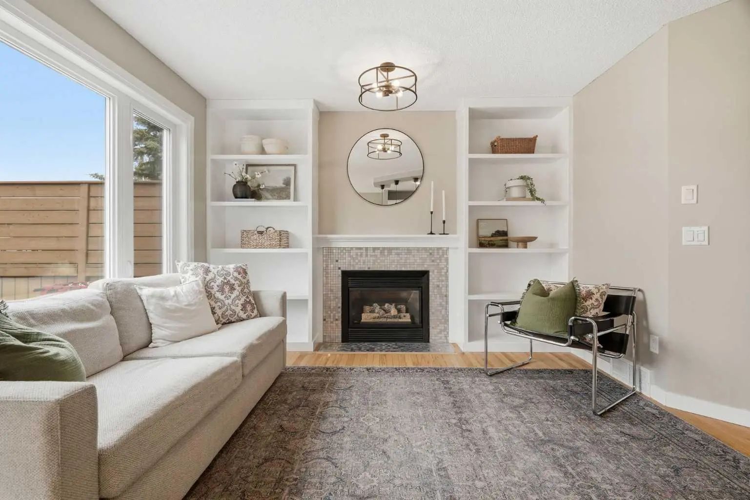 321 Douglas Ridge Circle Se Calgary Alberta T2Z 3H5 Douglasdale/Glen Home For Sale