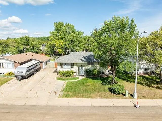 437 Signal Road , Fort McMurray