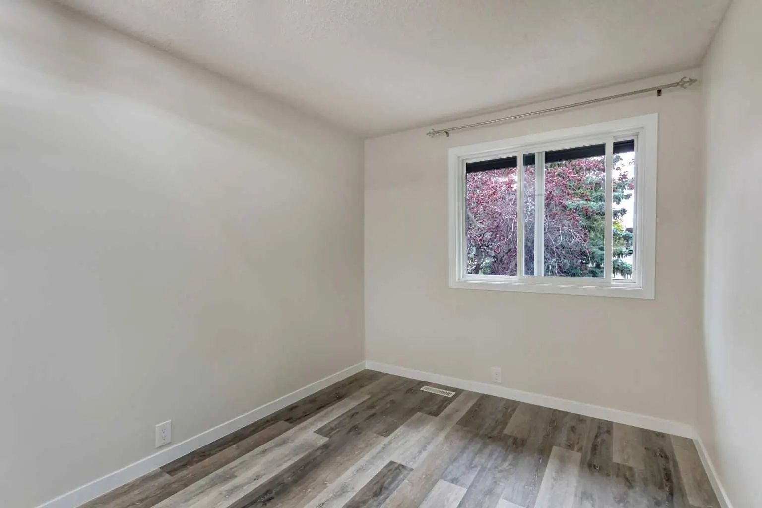 12 310 Brookmere Road Southwest, Calgary – Residential Row/Townhouse Listing Photo 23