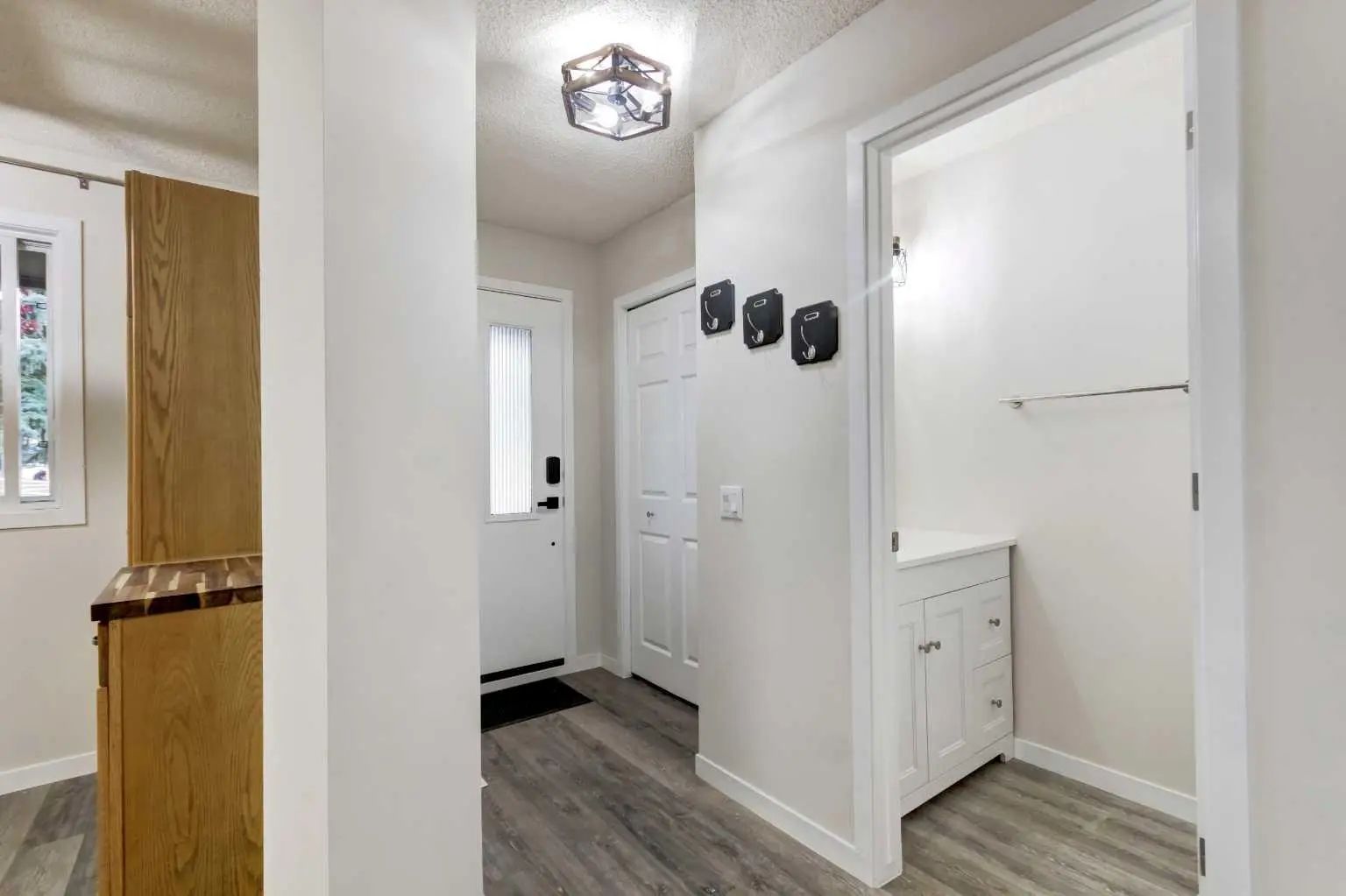 12 310 Brookmere Road Southwest, Calgary – Residential Row/Townhouse Listing Photo 5