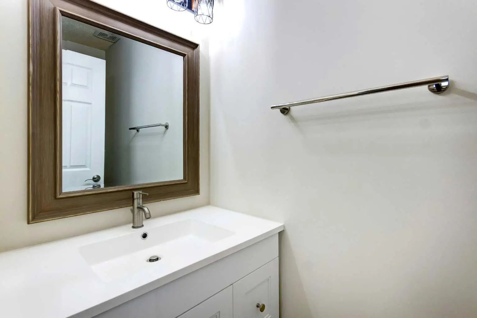 12 310 Brookmere Road Southwest, Calgary – Residential Row/Townhouse Listing Photo 6