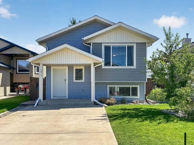 4813 7 Street , Coalhurst