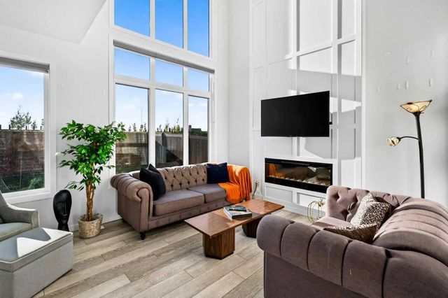 215 Mallard Grove Se, Calgary