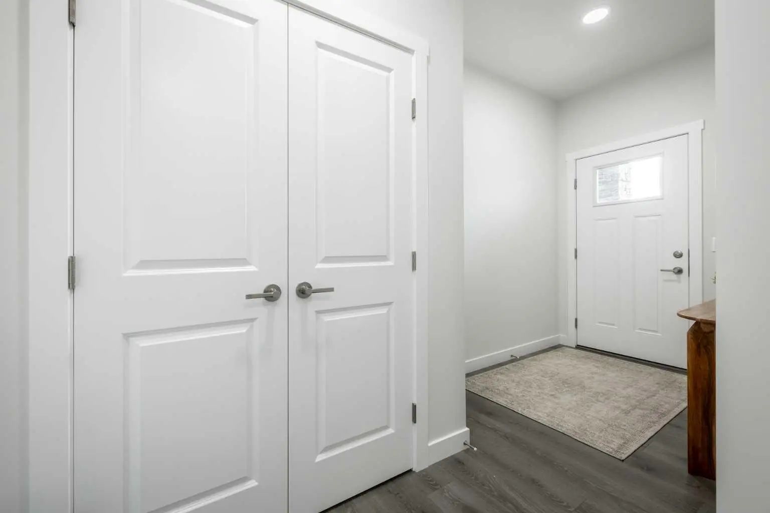 524 Savanna Crescent Northeast, Calgary – Residential Detached Listing Photo 3