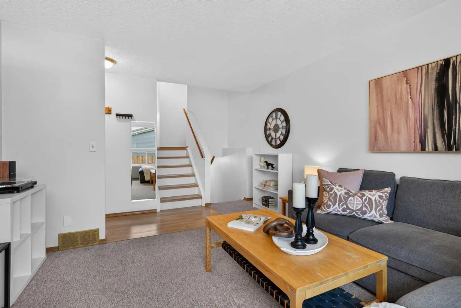 179 Pinecliff Close Ne Calgary Alberta T1Y 4N4 Pineridge Home For Sale