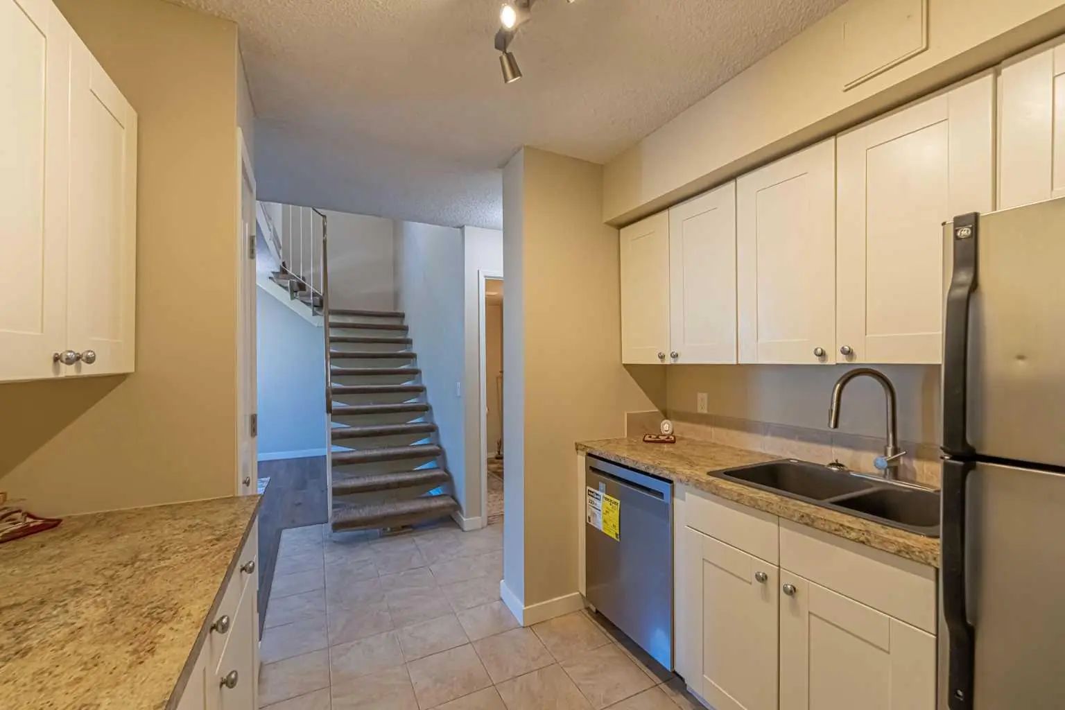 513 4944 Dalton Drive Northwest, Calgary – Residential Apartment Listing Photo 9
