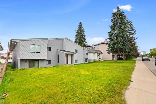 2312 1 Street Nw, Calgary