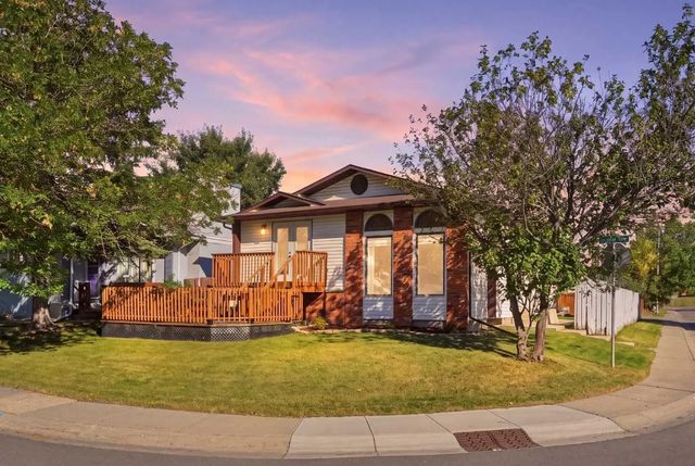236 Marquis Place Se, Airdrie