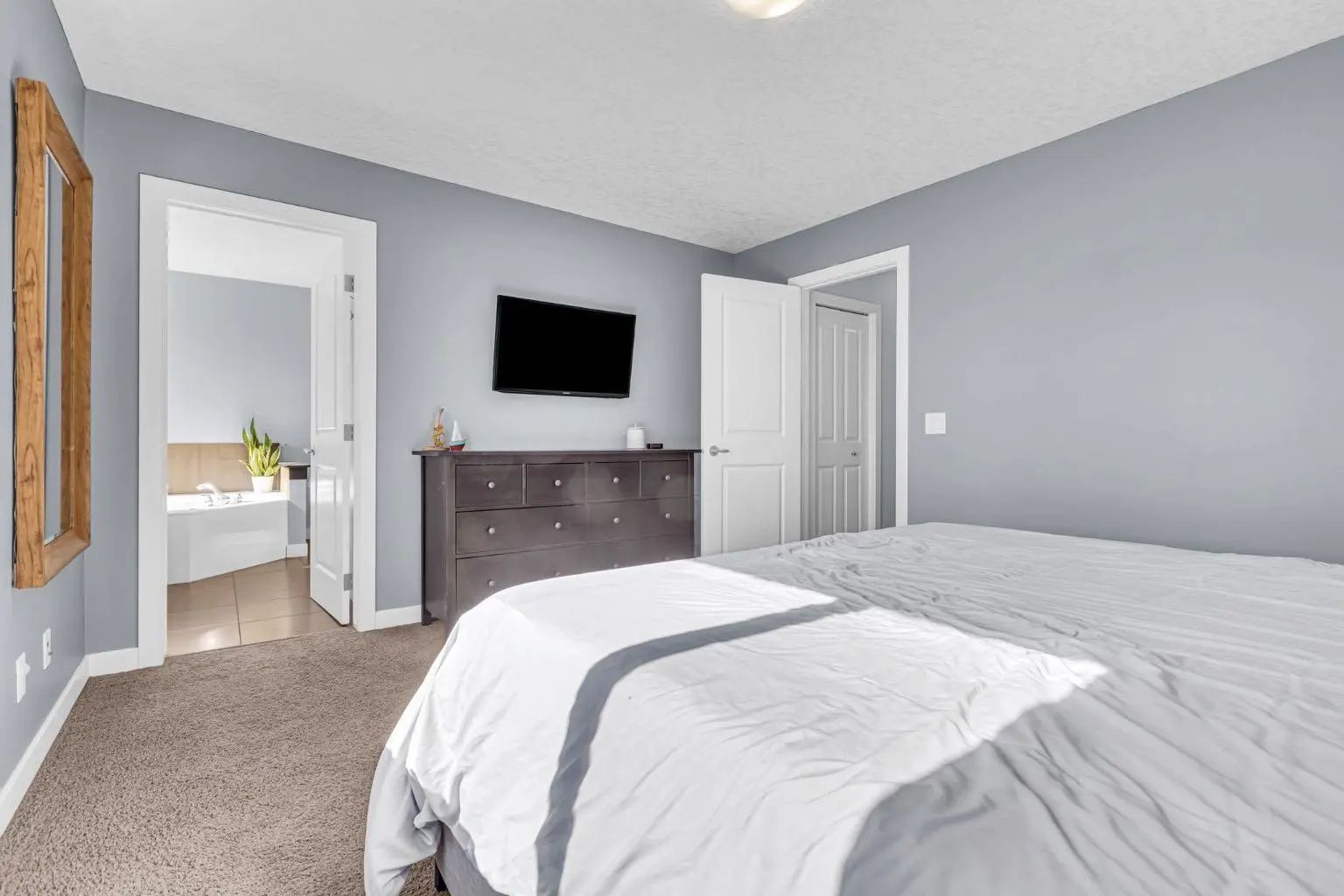 159 Elgin Terrace Se Calgary Alberta T2Z 0G3 McKenzie Towne Home For Sale