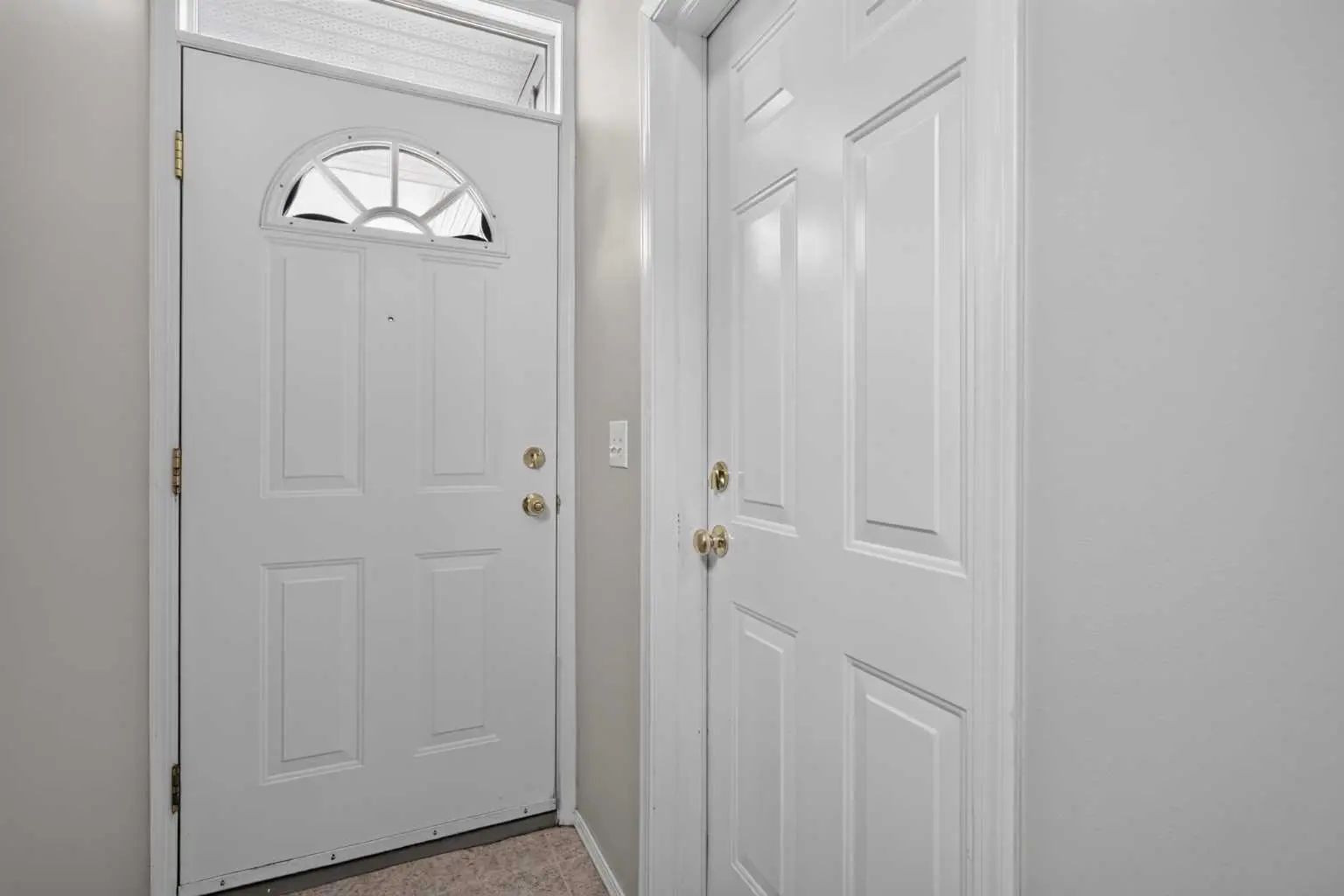 204 39 Hidden Creek Place Northwest, Calgary – Residential Row/Townhouse Listing Photo 7