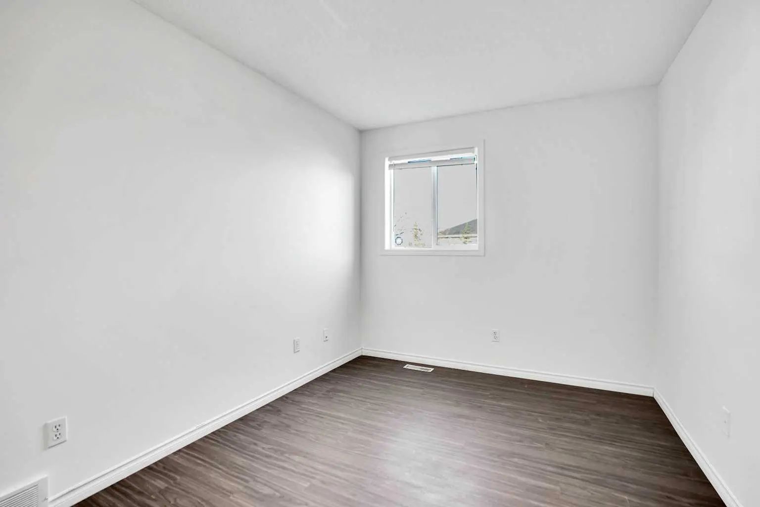 234 Taracove Place Ne Calgary Alberta T3J4T4 Taradale Home For Sale