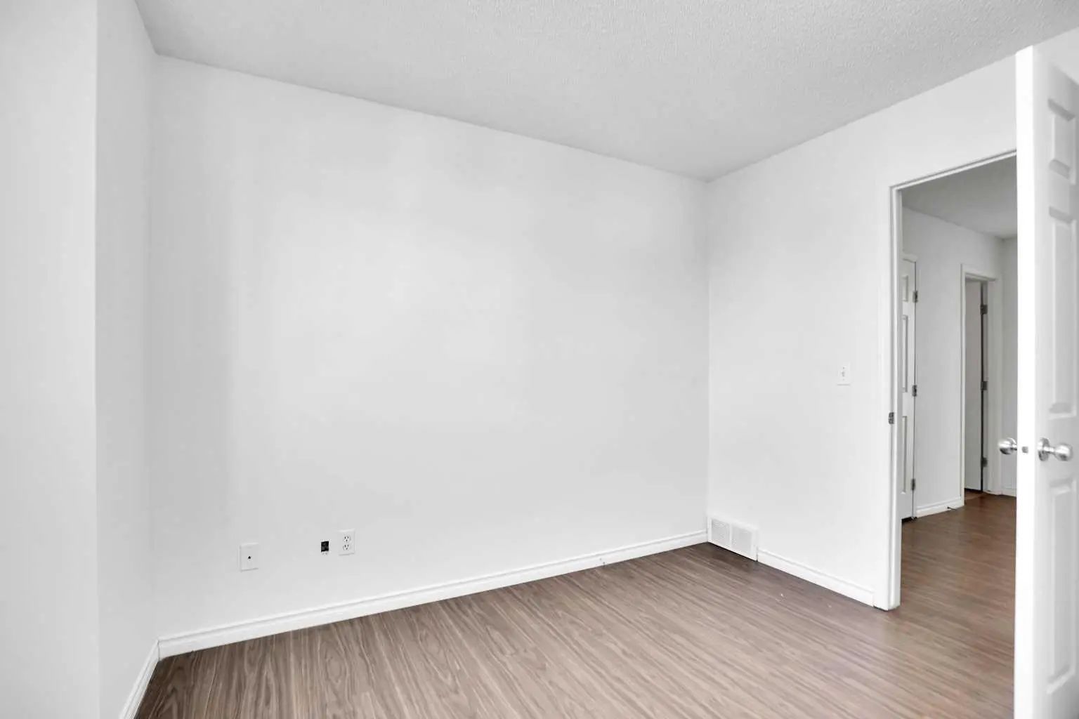 234 Taracove Place Ne Calgary Alberta T3J4T4 Taradale Home For Sale